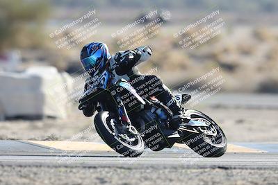 media/Dec-07-2025-CVMA (Sun) [[3e7d2de5dc]]/Race 12- Formula 40 MW and LW/